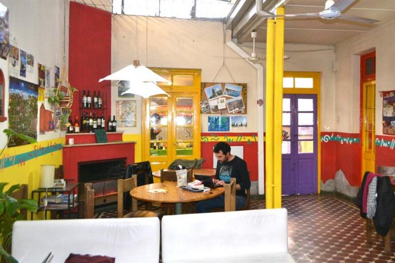 Casa Pueblo Hostel เมนโดซา ภายนอก รูปภาพ