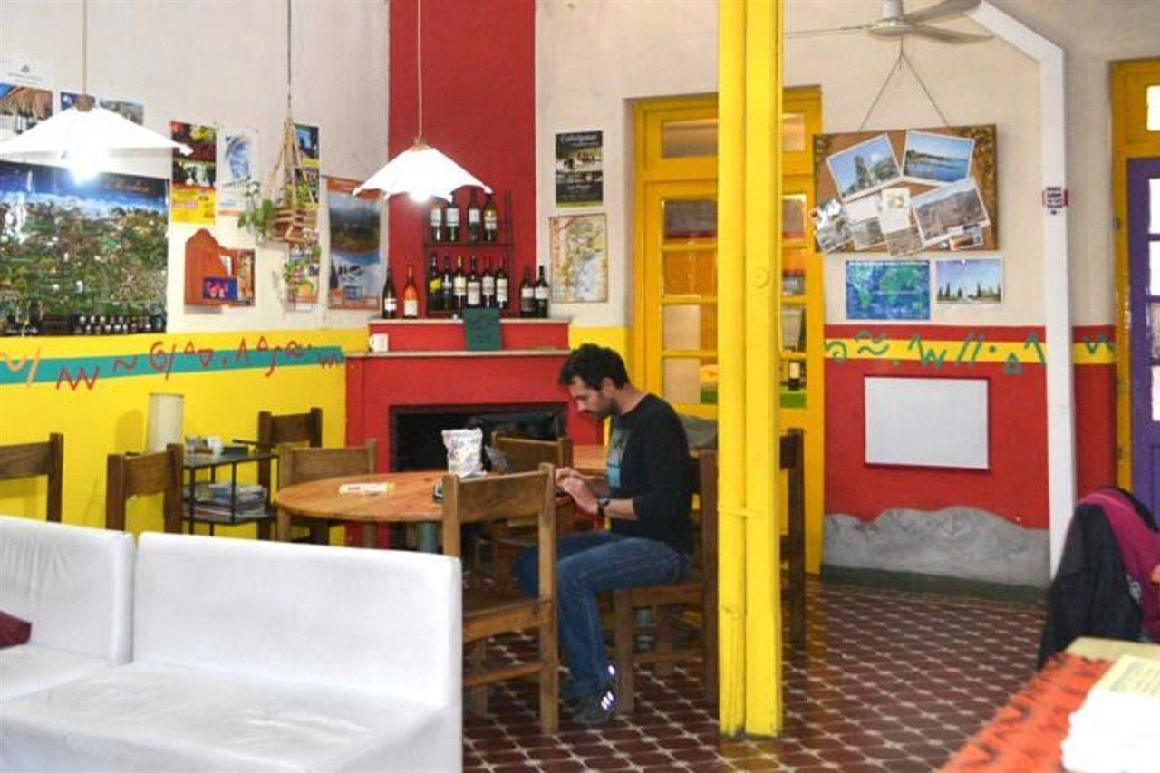 Casa Pueblo Hostel เมนโดซา ภายนอก รูปภาพ